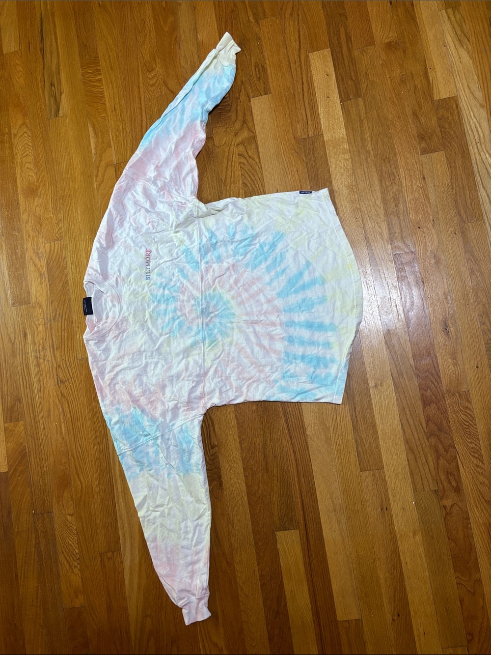 Pastel tie dye biltmore shirt